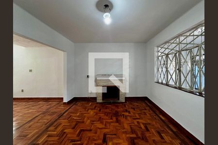 Sala de casa à venda com 3 quartos, 250m² em Campo Belo, São Paulo