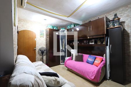 Quarto 2 de casa à venda com 3 quartos, 130m² em Vila Tolstoi, São Paulo