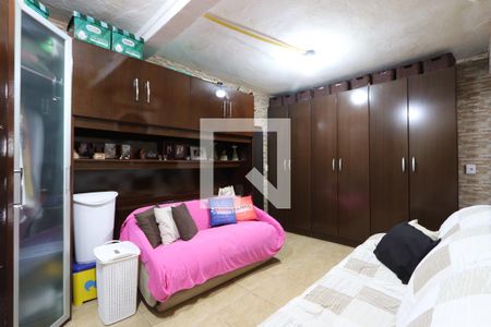 Quarto 2 de casa à venda com 3 quartos, 130m² em Vila Tolstoi, São Paulo