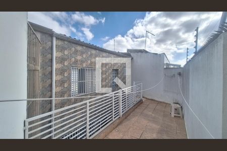 Quintal de casa à venda com 2 quartos, 105m² em Bom Retiro, São Paulo