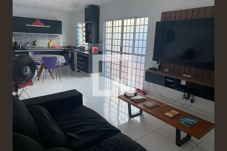 Sala de casa à venda com 2 quartos, 120m² em Taquara, Rio de Janeiro