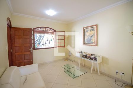 Sala de casa à venda com 4 quartos, 255m² em Tropical, Contagem