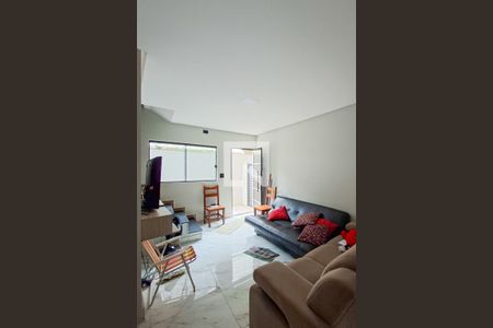 Sala de casa de condomínio para alugar com 2 quartos, 70m² em Aviação, Praia Grande