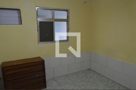 Quarto de kitnet/studio para alugar com 1 quarto, 35m² em Taquara, Rio de Janeiro