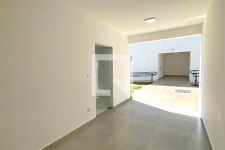 Garagem de casa de condomínio à venda com 3 quartos, 83m² em Trevo, Belo Horizonte