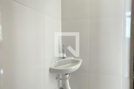 Lavabo da Sala de casa de condomínio à venda com 3 quartos, 84m² em Trevo, Belo Horizonte