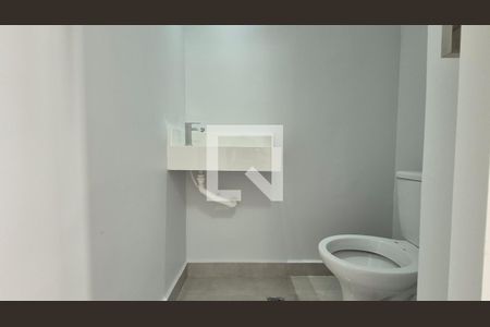 Lavabo de casa à venda com 3 quartos, 140m² em Vila Camilópolis, Santo André