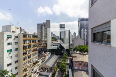 Vista/Varanda de apartamento à venda com 2 quartos, 69m² em Pinheiros, São Paulo