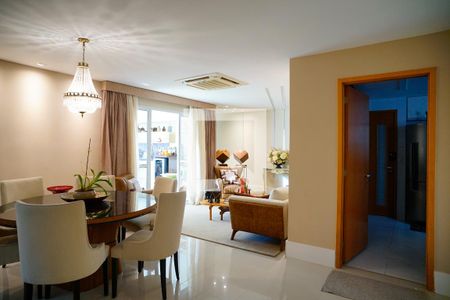 Sala de apartamento à venda com 4 quartos, 230m² em Camboinhas, Niterói