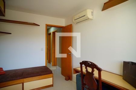 Quarto 1 de apartamento à venda com 4 quartos, 230m² em Camboinhas, Niterói