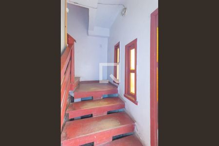 Entrada de casa à venda com 5 quartos, 289m² em Estância Velha, Canoas