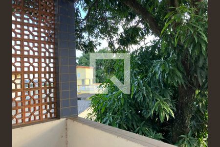 Casa à venda com 3 quartos, 152m² em Chácara Agrindus, Taboão da Serra