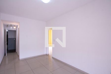 Sala de apartamento para alugar com 2 quartos, 59m² em Mutondo, São Gonçalo