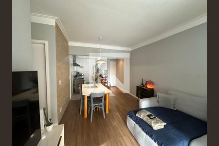 Sala de apartamento à venda com 3 quartos, 85m² em Jardim Tupanci, Barueri