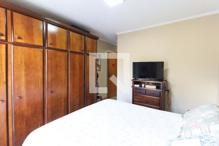 Suíte de casa à venda com 3 quartos, 153m² em Vila Nivi, São Paulo