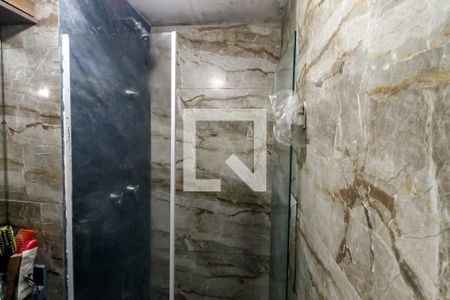 Banheiro de apartamento para alugar com 2 quartos, 44m² em Parque Reboucas, São Paulo