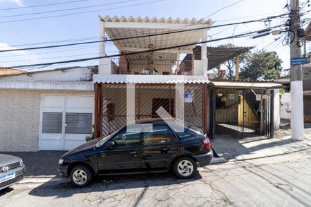 Casa para alugar com 90m², 2 quartos e 1 vagaFachada