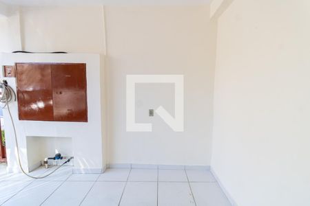 Casa para alugar com 90m², 2 quartos e 1 vagaÁrea de Serviço e garagem