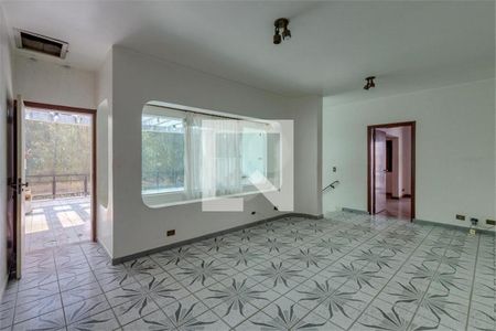 Casa à venda com 4 quartos, 897m² em Vila Nova Caledonia, São Paulo