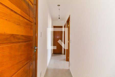 Corredor de apartamento para alugar com 2 quartos, 40m² em Parque Sonia, São Paulo