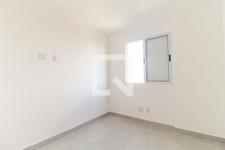 Quarto 1 de apartamento para alugar com 2 quartos, 40m² em Parque Sonia, São Paulo