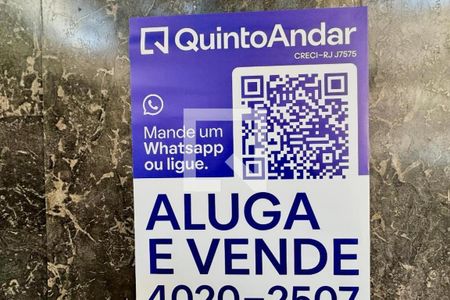 Plaquinha instalada de apartamento para alugar com 1 quarto, 44m² em Lapa, Rio de Janeiro