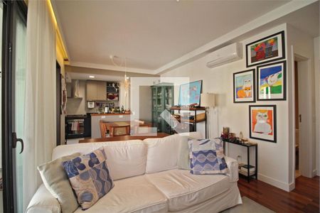 Apartamento à venda com 2 quartos, 100m² em Campo Belo, São Paulo