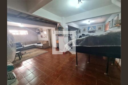 Casa à venda com 4 quartos, 295m² em Interlagos, São Paulo