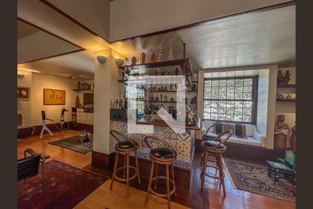Sala de casa à venda com 4 quartos, 678m² em Laranjeiras, Rio de Janeiro