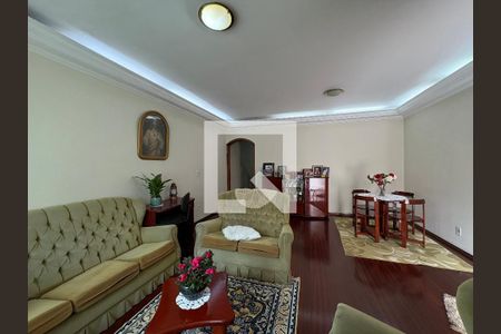 Sala de casa à venda com 5 quartos, 360m² em Vila Humaita, Santo André