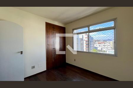 Quarto 1 de apartamento à venda com 4 quartos, 150m² em Grajaú, Belo Horizonte