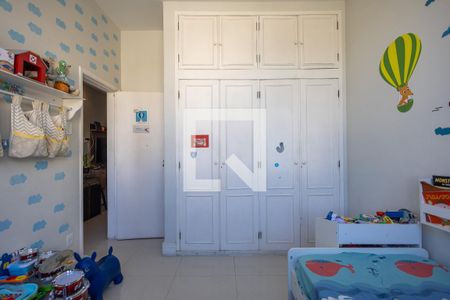 Quarto 1 de apartamento à venda com 2 quartos, 60m² em Maracanã, Rio de Janeiro