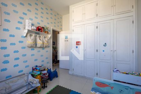 Quarto 1 de apartamento à venda com 2 quartos, 60m² em Maracanã, Rio de Janeiro