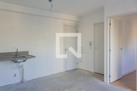 Sala/Cozinha de apartamento à venda com 1 quarto, 36m² em Vila Romana, São Paulo