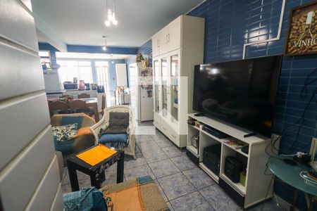 Sala 2 de casa para alugar com 3 quartos, 390m² em Partenon, Porto Alegre