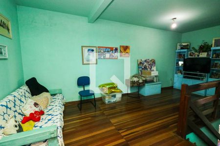Sala 3 de casa para alugar com 3 quartos, 390m² em Partenon, Porto Alegre
