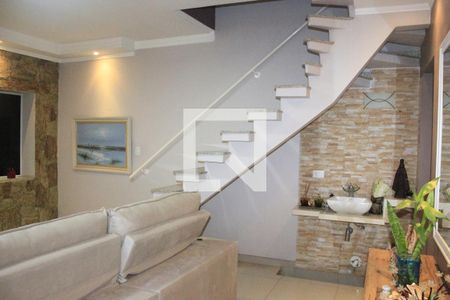 Sala de casa à venda com 3 quartos, 238m² em Jardim Vila Galvao, Guarulhos
