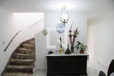 Sala de casa à venda com 3 quartos, 380m² em Vila Galvão, Guarulhos