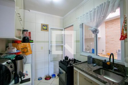 Cozinha de apartamento à venda com 2 quartos, 47m² em Vila Helena, Santo André