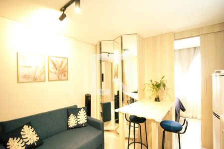 Sala/Cozinha de kitnet/studio para alugar com 1 quarto, 25m² em Santana, São Paulo