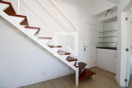 Sala de apartamento à venda com 2 quartos, 90m² em Pinheiros, São Paulo