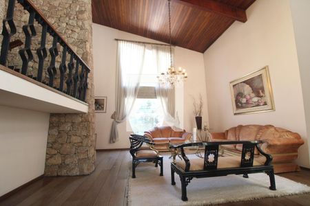 Sala de casa para alugar com 5 quartos, 570m² em Interlagos, São Paulo