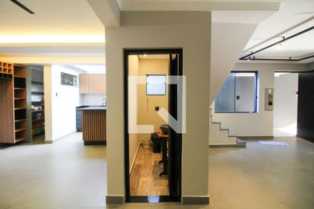 Lavabo da sala de casa à venda com 3 quartos, 144m² em Vila Invernada, São Paulo