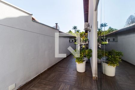Corredor de casa de condomínio à venda com 4 quartos, 500m² em Residencial Nove (alphaville), Santana de Parnaíba
