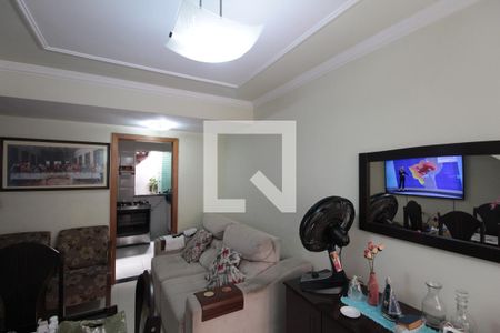 Sala de casa de condomínio à venda com 2 quartos, 64m² em Primeiro de Maio, Belo Horizonte