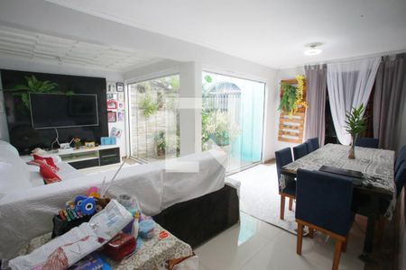 Sala de Estar de casa de condomínio à venda com 3 quartos, 380m² em Taquara, Rio de Janeiro