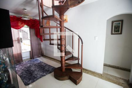 Hall da Escada de casa de condomínio à venda com 3 quartos, 380m² em Taquara, Rio de Janeiro