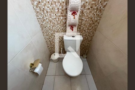 Lavabo de casa à venda com 5 quartos, 320m² em Vila Valparaíso, Santo André