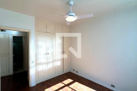 Quarto 01 de apartamento à venda com 3 quartos, 175m² em Copacabana, Rio de Janeiro