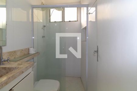 Banheiro de apartamento à venda com 1 quarto, 42m² em Vila Alpina, São Paulo
